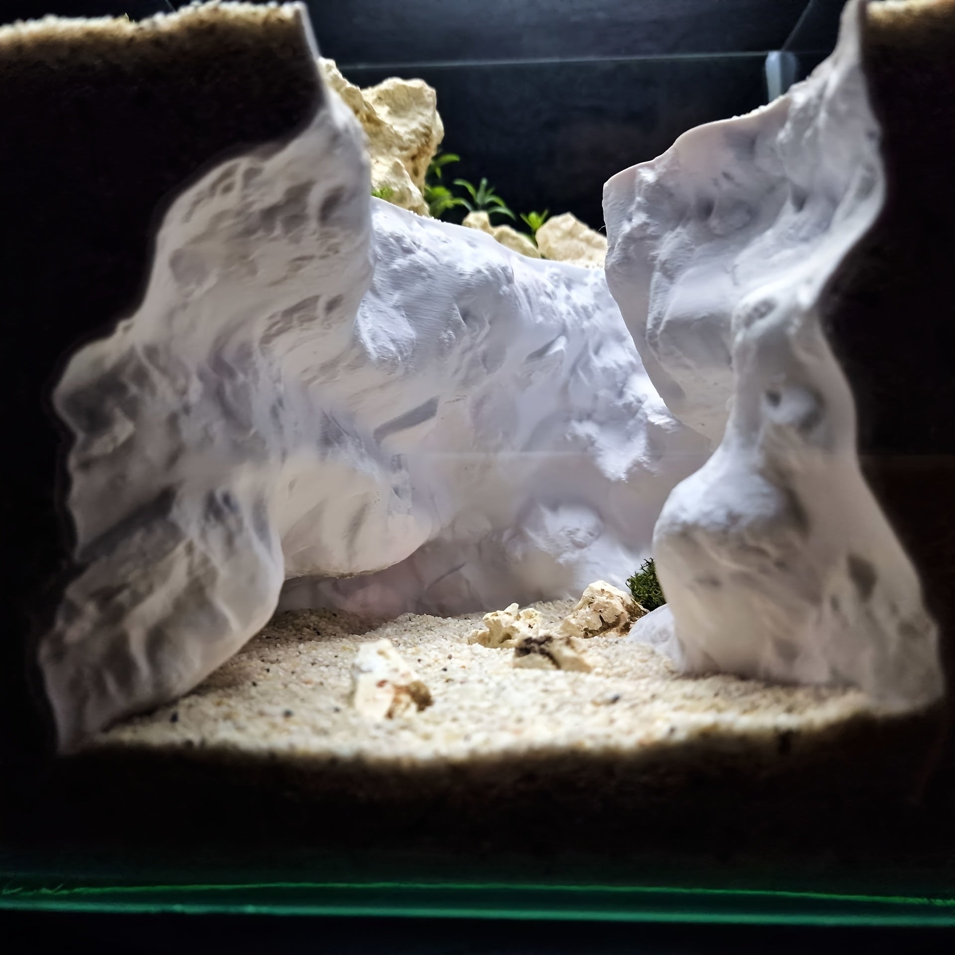 3D Cliff Cave Aquarium | Dual-Use Reptile and Fish Tank for Lizards, Geckos, Beetles, Betta, and Peacock Fish, with Deep and Shallow Water Areas, Perfect Gift for Home and Office