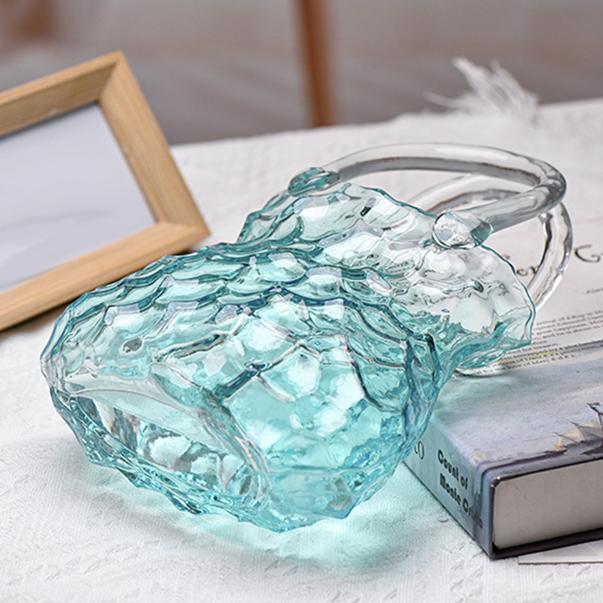 Enchanting light effects Creative Modern Handbag Glass Vase | Nordic INS Style, Transparent Rock Pattern, Irregular Design, Hydroponic Plant Container, Art Decoration, Artistic Fish Tank